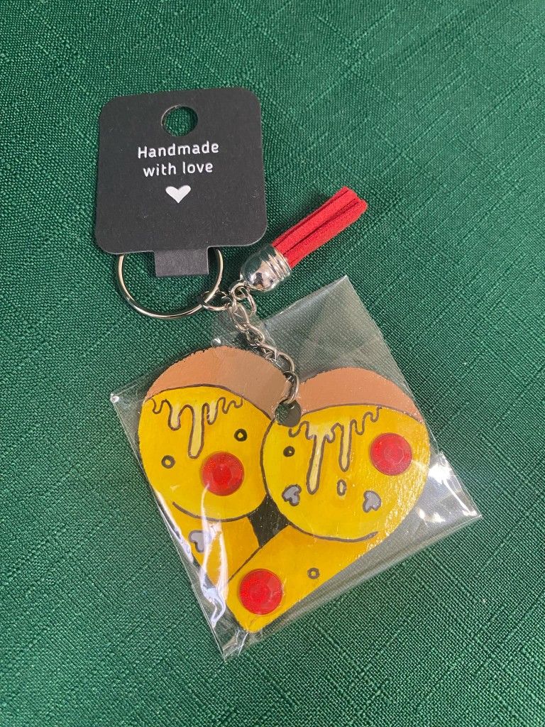Pizza Keychain