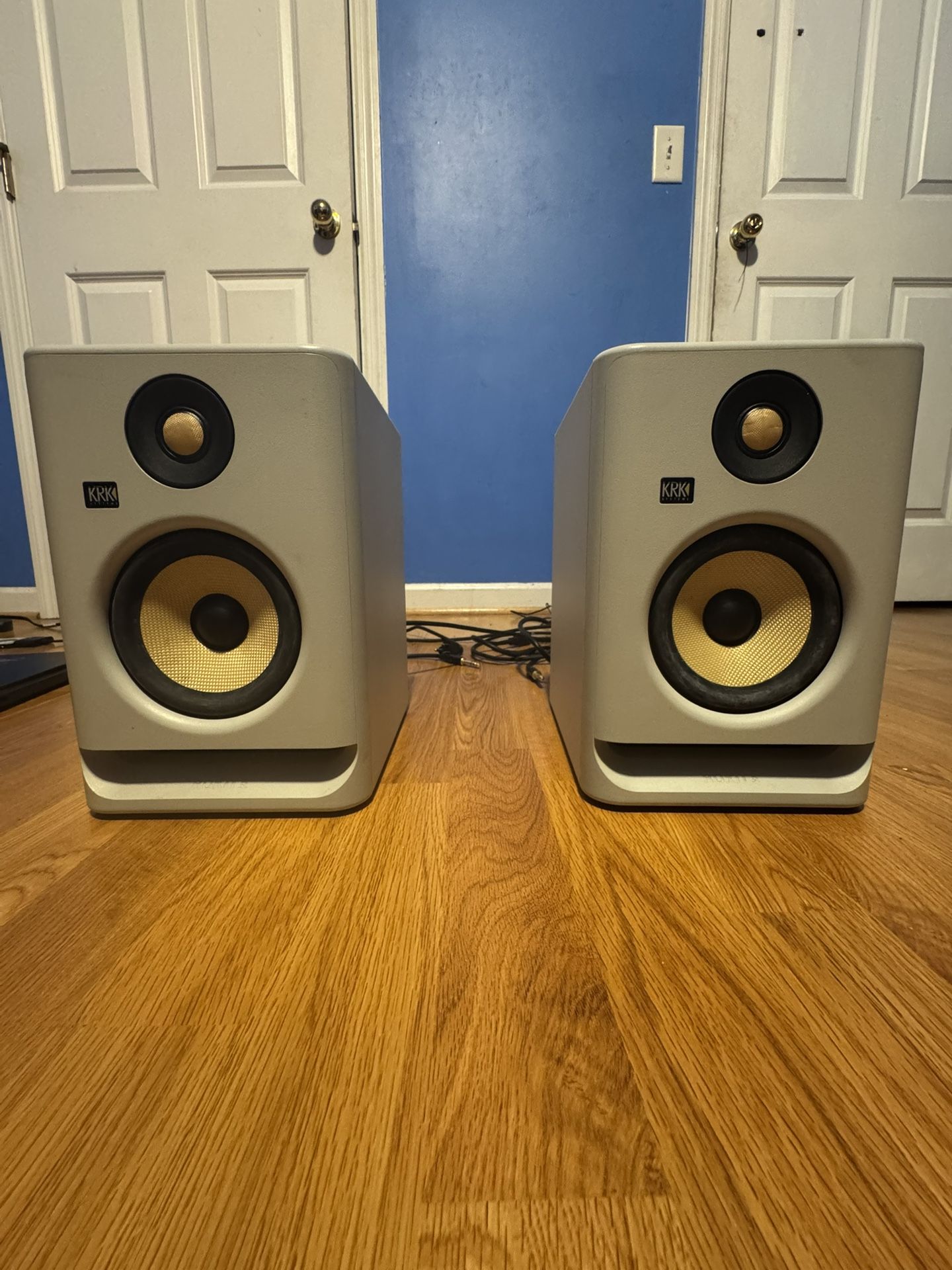 KRK ROKIT PRO STUDIO SPEAKERS