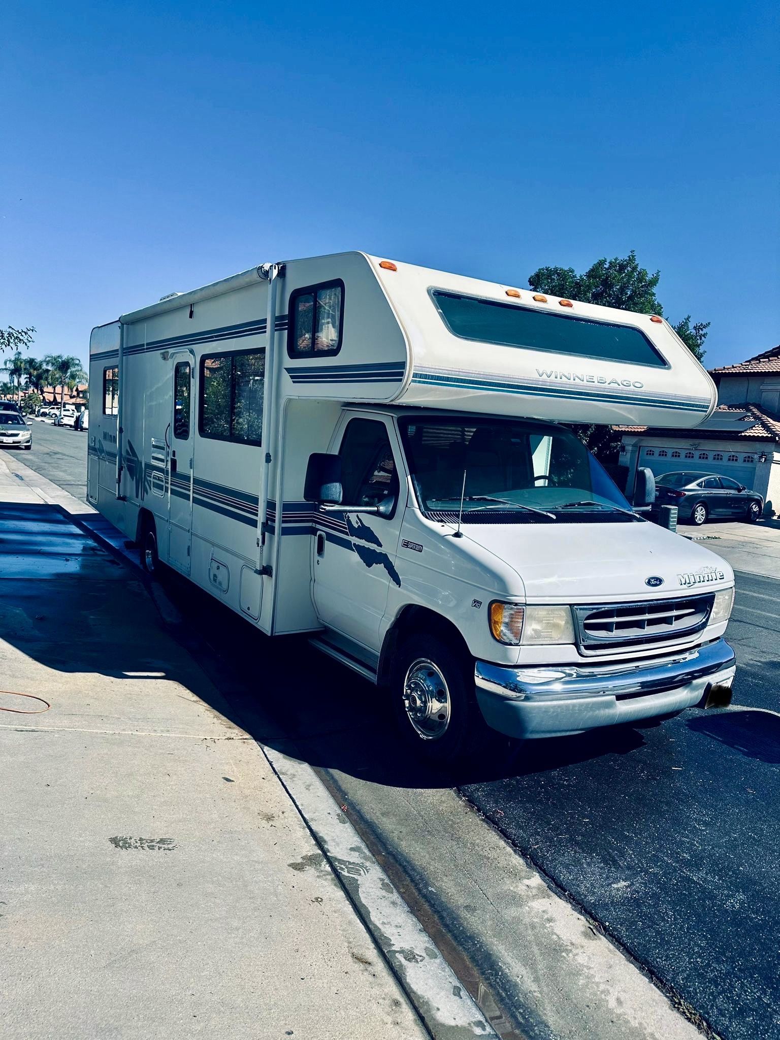 Minnie Winnebago RV