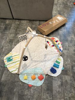 Lovevery Baby Play Gym Mat 