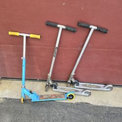 Scooter (2 Razor/ 1 Paw Patrol)