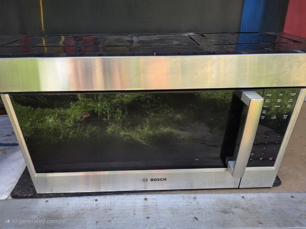 Bosch 500 Series Over The Range Microwave 30" Left Side Opening Door, Stainless Steel