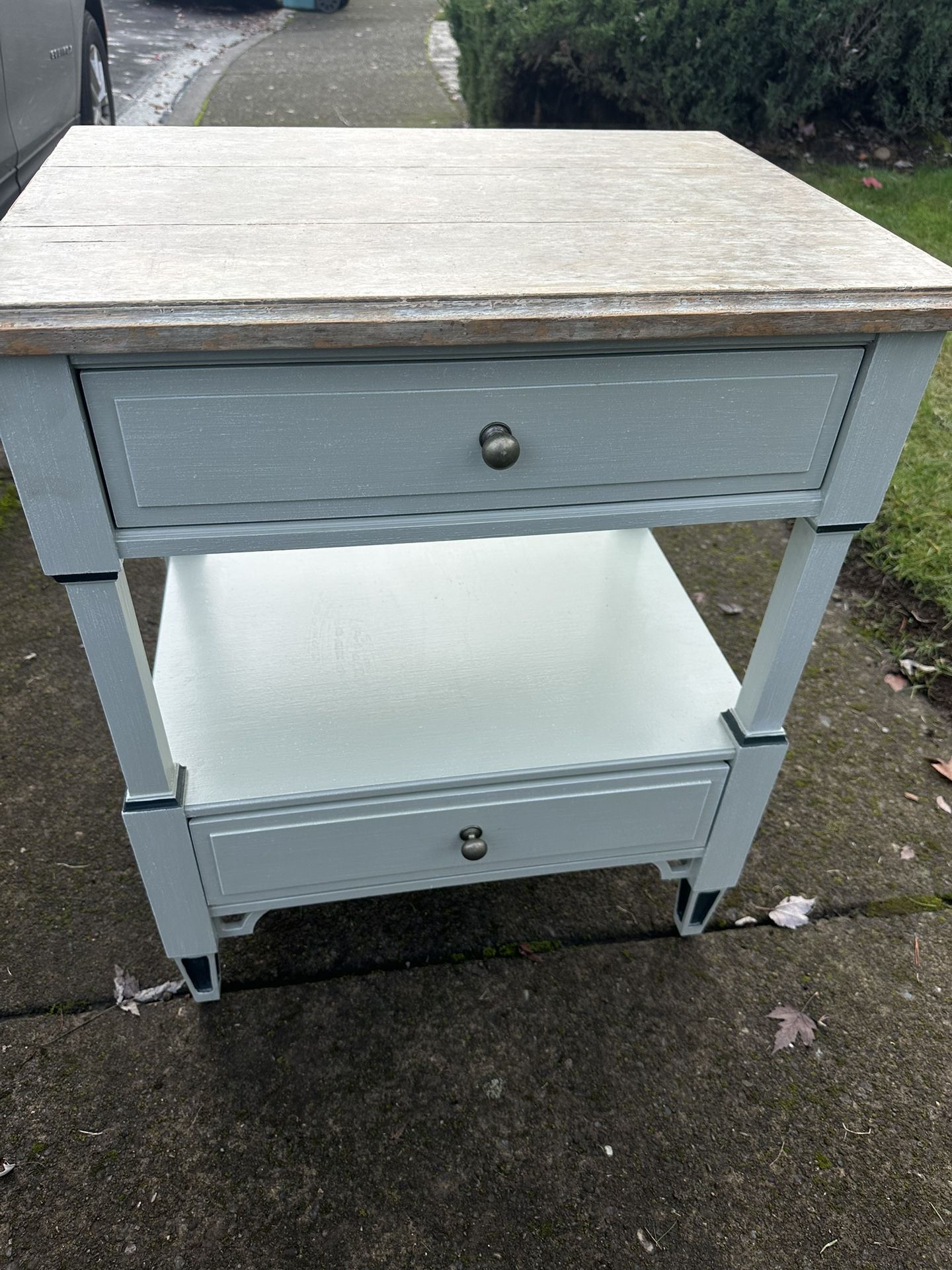 Green 2 drawer Stanley table