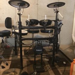 Used Roland TD-15 Electronic Drum Set