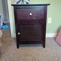 Nightstand 