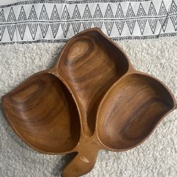 Vintage Philippines boho monkey pod divided leaf bowl