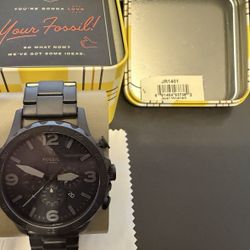 Fossil Men's Nate Quartz Watch, Oversized Stainless Steel Chronograph Watch for Men (Brand New)