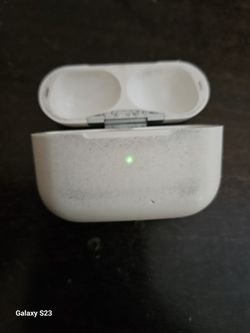 Apple Pro Charging Case Only