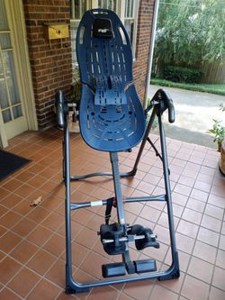 Teeter Hangups Inversion Table
