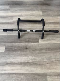 Pull up bar