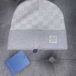 Lv Beanie