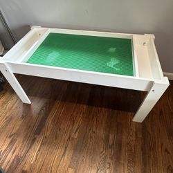 Lego Table