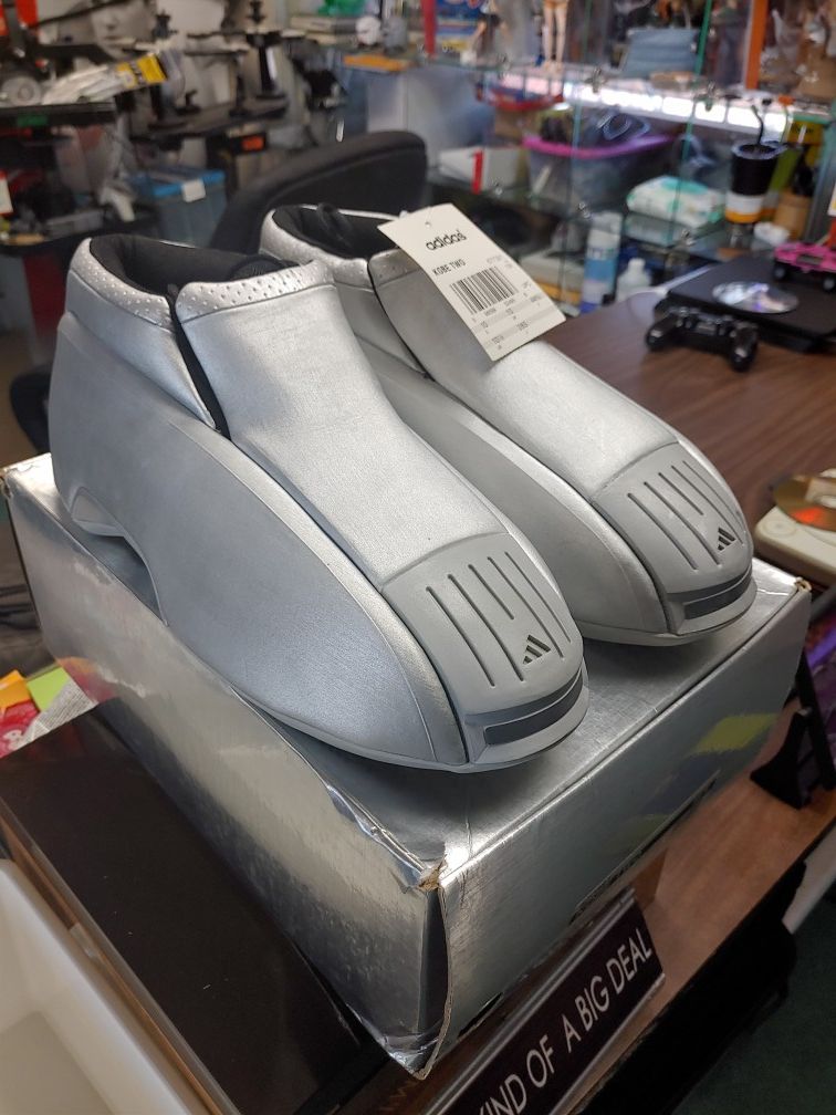 Adidas The Kobe sz 10 like lakers dunk sb yeezy off white