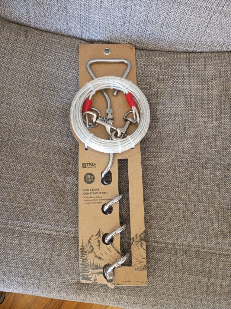 Dog Stake & Tie Out Set (30FT)