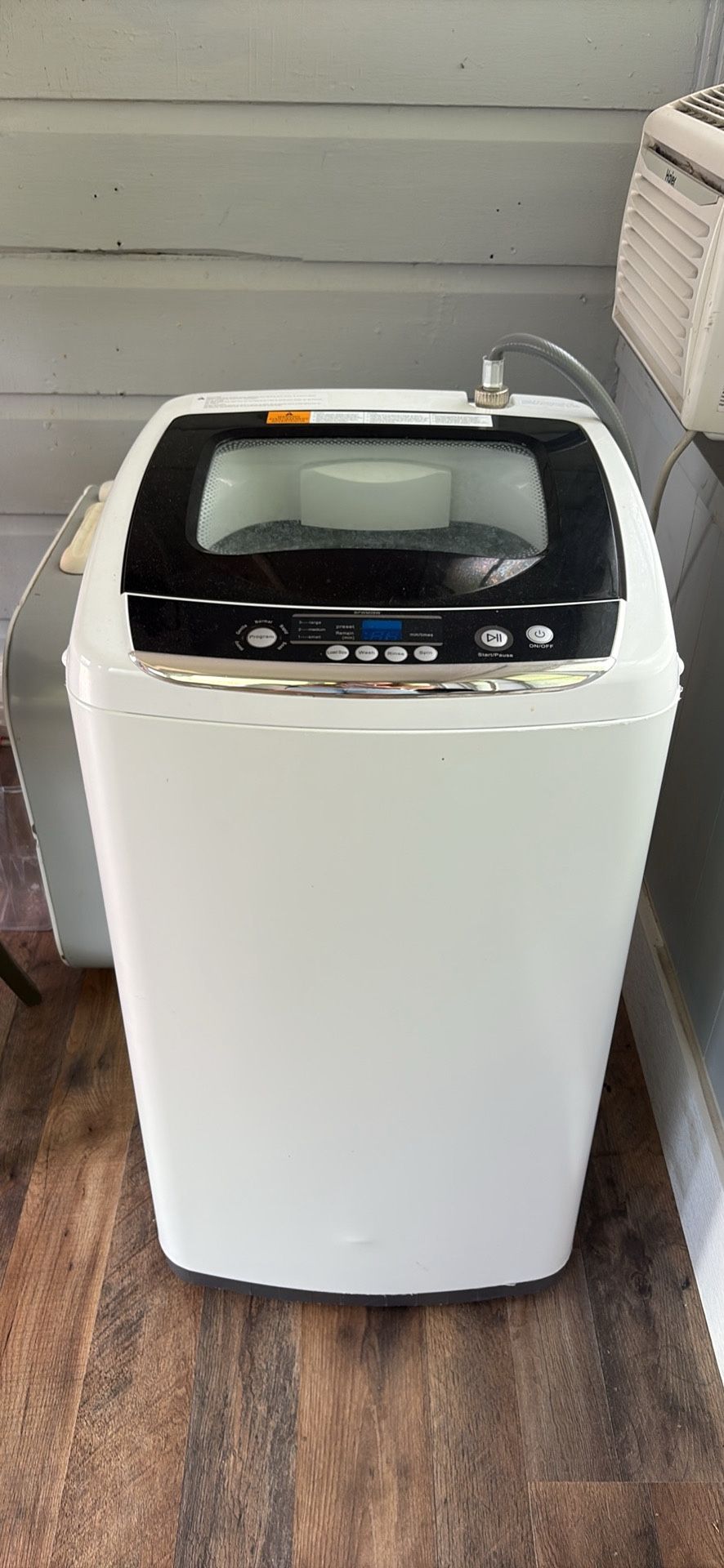Black + Decker portable Washer 
