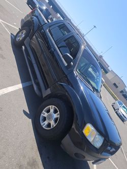 2003 ford explorer sport trac XLT