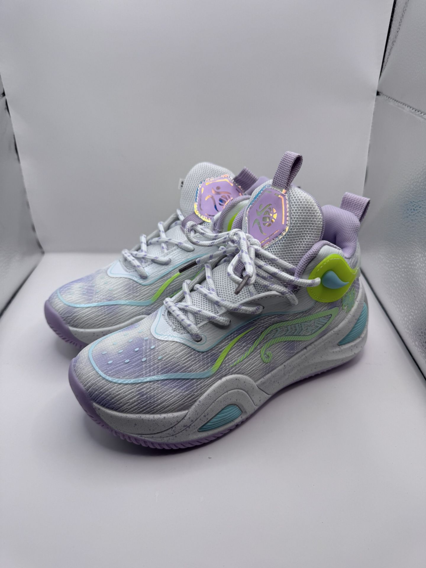 Boys Basketball Shoes