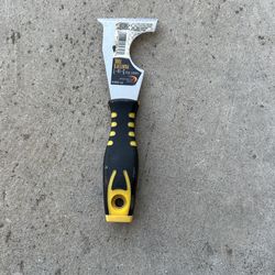 5 In 1. Painters Tool
