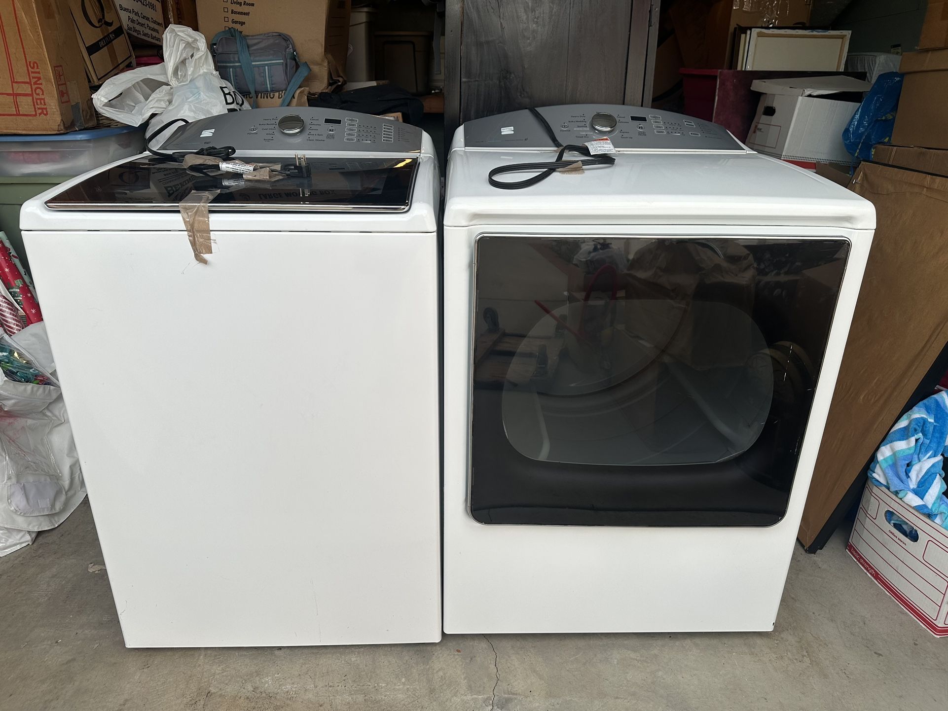 Kenmore Series 700 Washer and Dryer Set