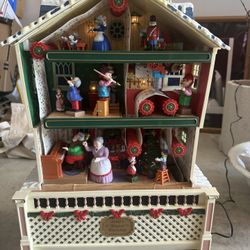 1995 Vintage Mr Christmas Santa’s Musical Workshop 