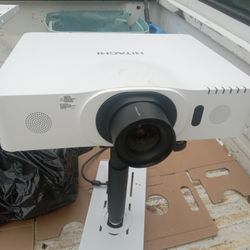 Hitachi Projector