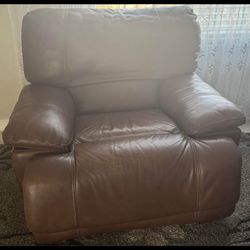 Two Electric Recliners