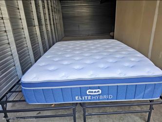 Like new Bear Elite Hybrid Queen Mattress