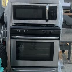 Stove and microwave 