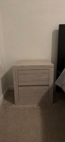Night stand (2)