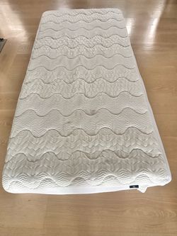Twin bed like new