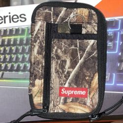 Supreme Wallet Tree Camo