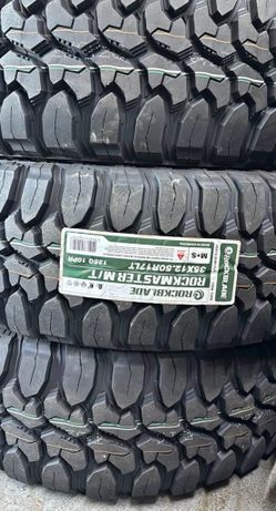 35/1250/17 Set Of Tires MT