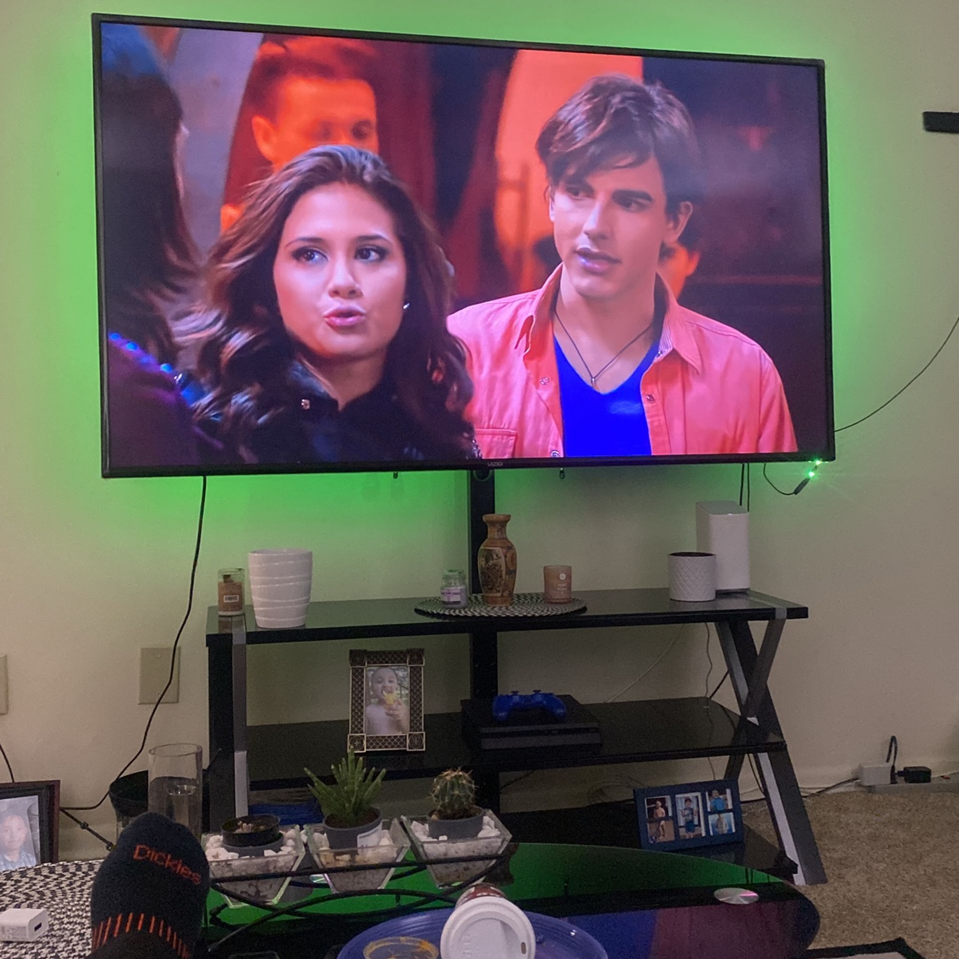 vizio led  smart  tv  4k 75”