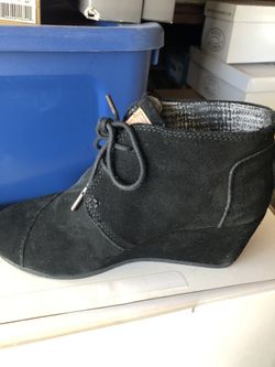 Toms wedges