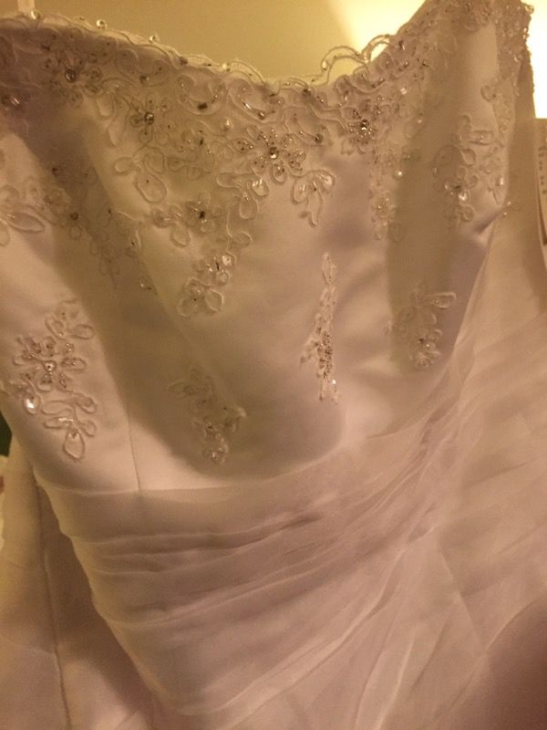 Brand new Davids bridal wedding dress 18w with tags