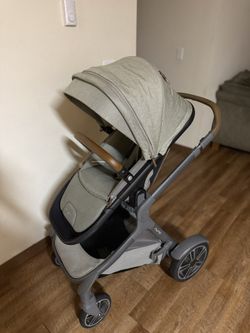 Nuna Grow Stroller 