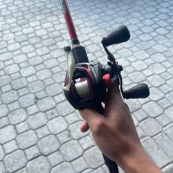 Lews  Carbon Fire Baitcaster