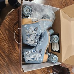 C Seven Girls Roller Skates