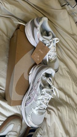 Oasics shoes