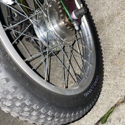 Brand New Electric Bike Comes With Two Batteries Charged 