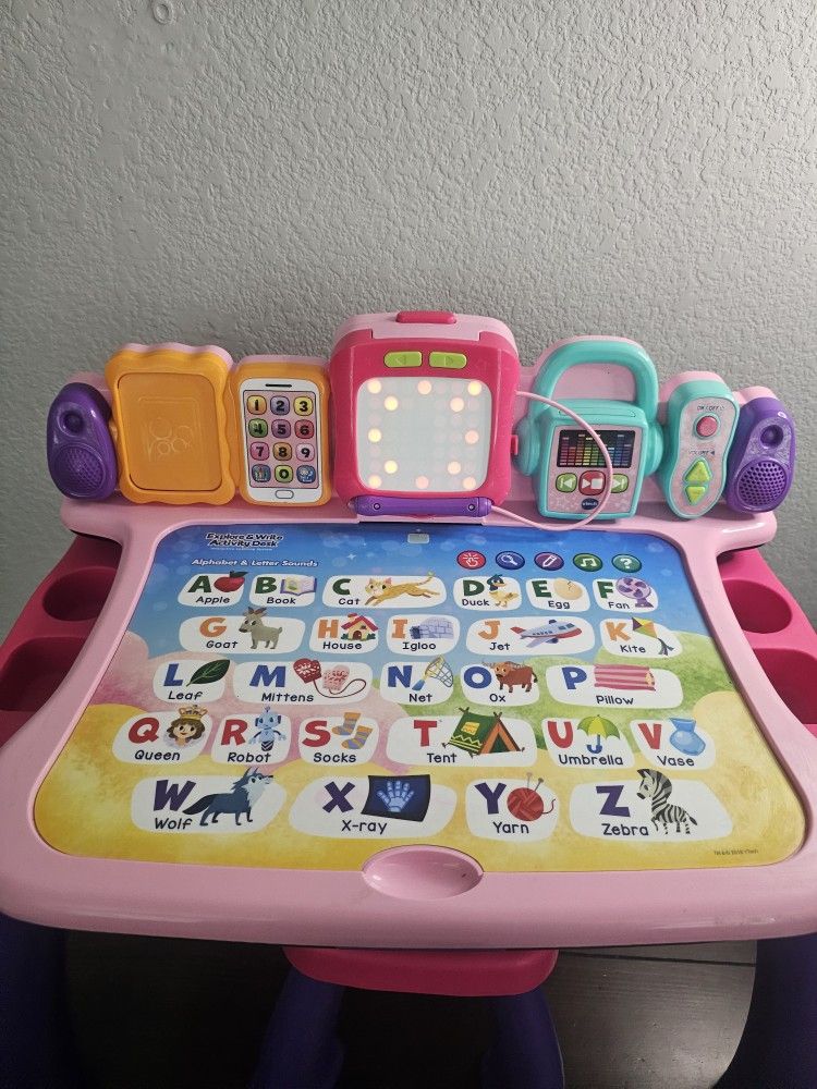 VTECH EXPLORE & WRITE DELUXE ACTIVITY DESK