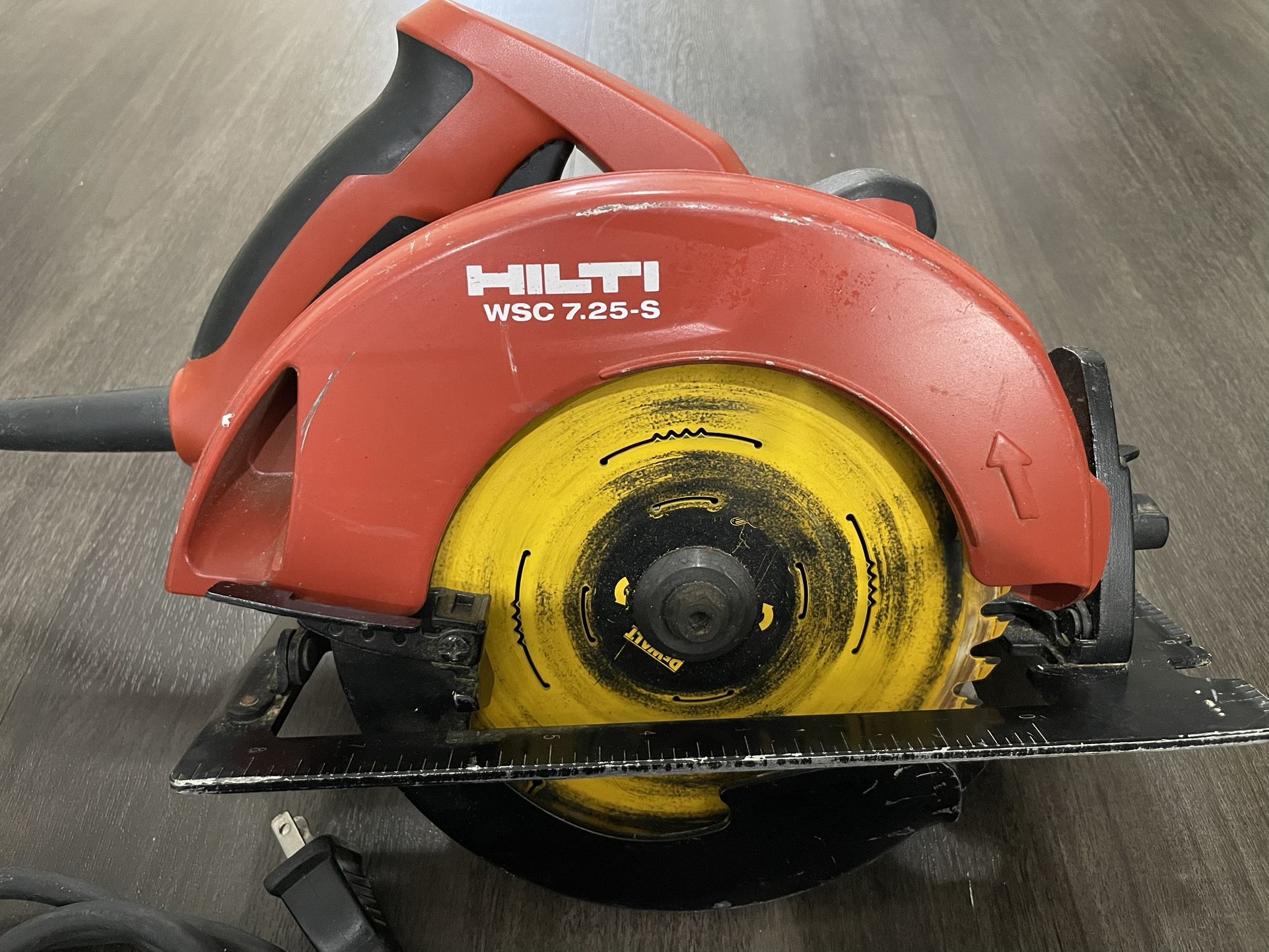 Hilti - WSC 7.25-S 15 Amp 7-1/4 in. Circular Saw