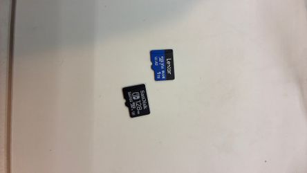 1tb and 128gb sd card