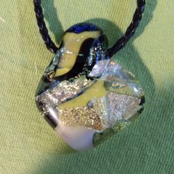 Dichoric Glass Pendant 9