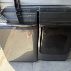 Set washer and dryer