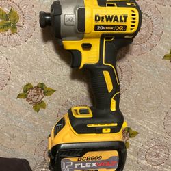 Dewalt 1/4 Impact Driver 20v XR 3speed