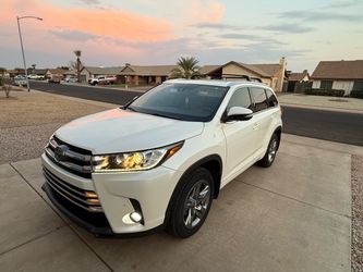 2019 Toyota Highlander Limited Platinum