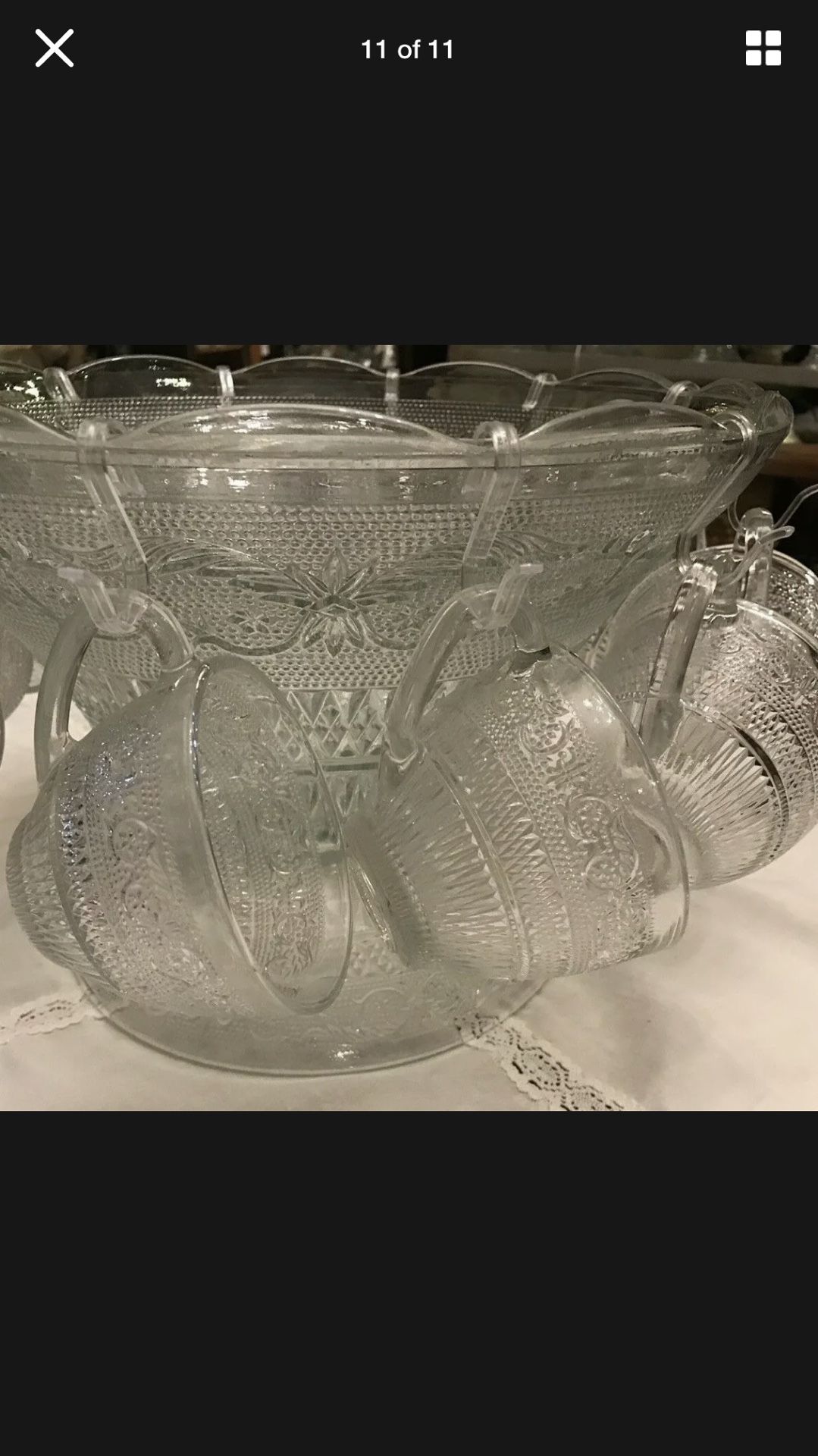 Vintage Fleurs De Lis Kig Malaysia Punch Bowl with 11 Cups