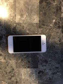 iPhone 5 "NEEDS a REPAIR"
