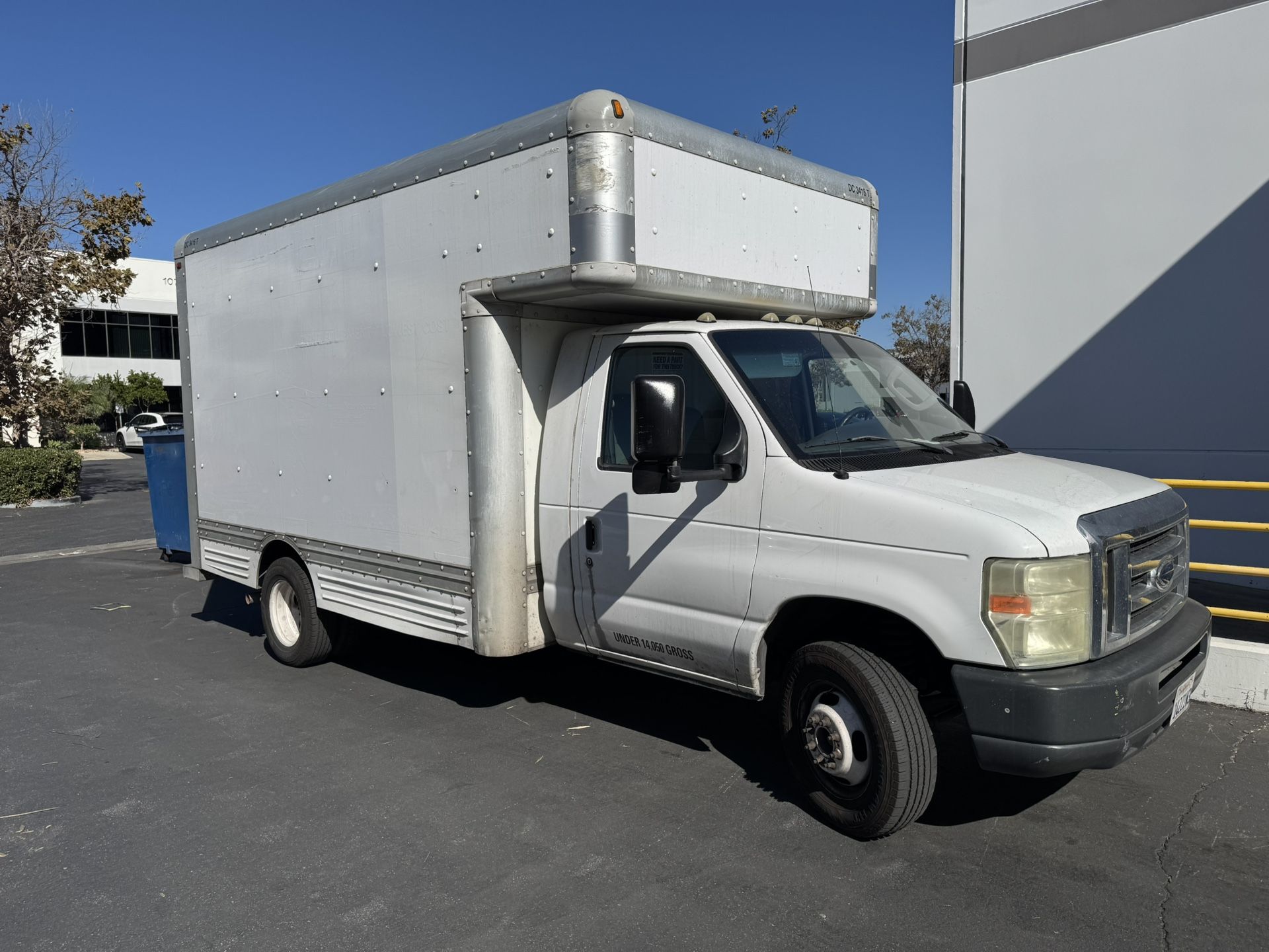 2008 Ford E-350